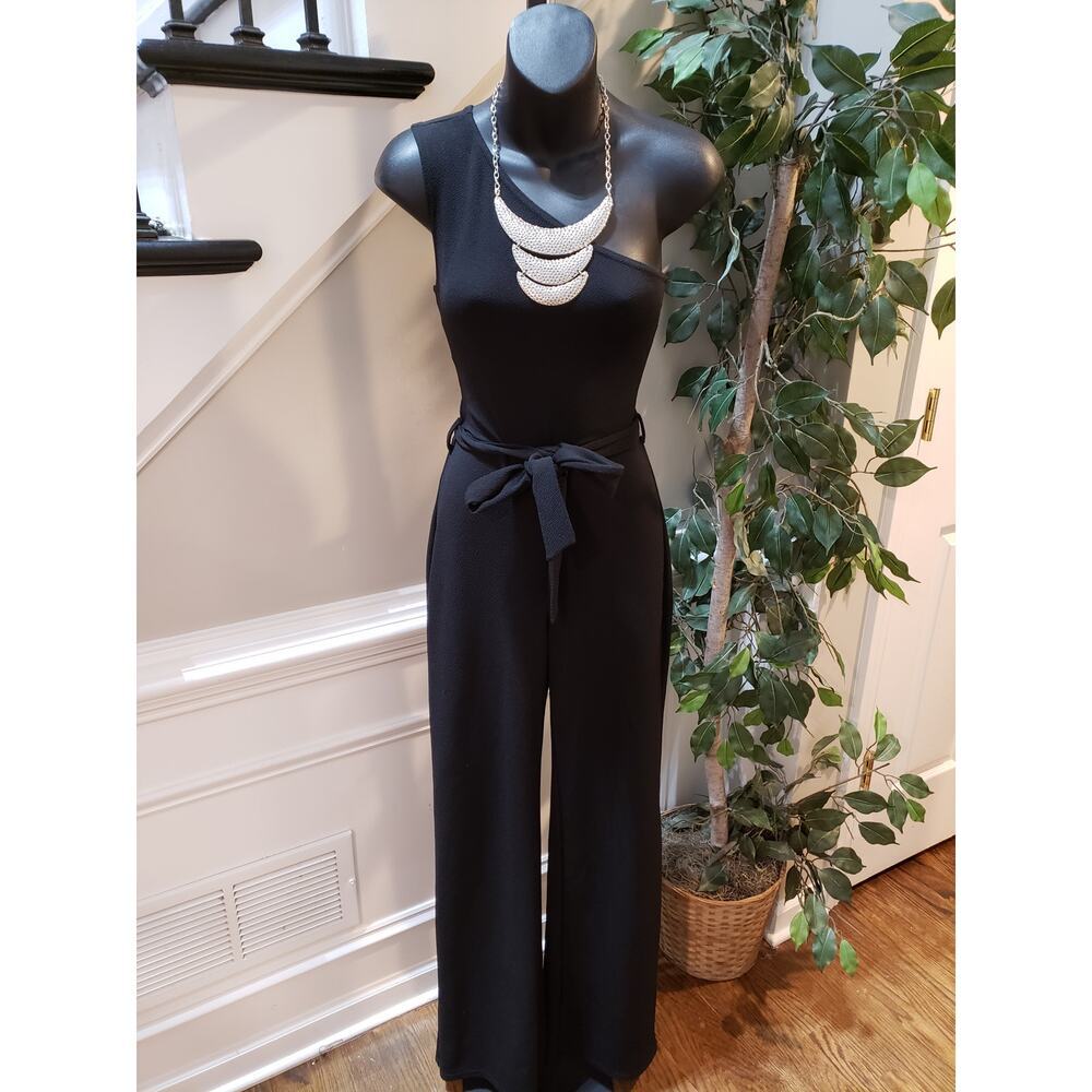 Nasty‎ Gal Black One Shoulder Belted Jumpsuit Women’s Size 2 Stretch Wide Leg